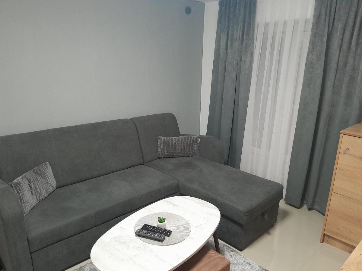 Apartmani Bet Gradacac 1 Maj Broj 24 Exterior foto