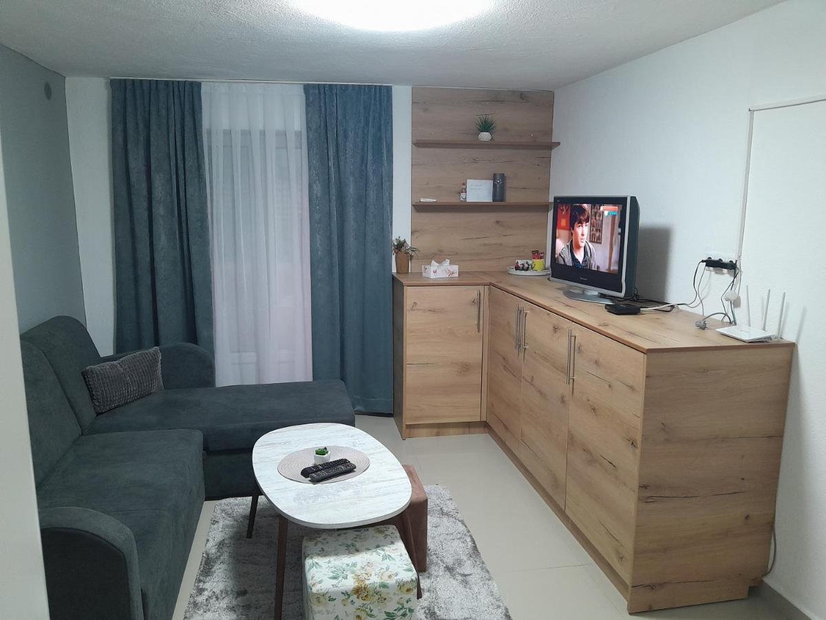 Apartmani Bet Gradacac 1 Maj Broj 24 Exterior foto