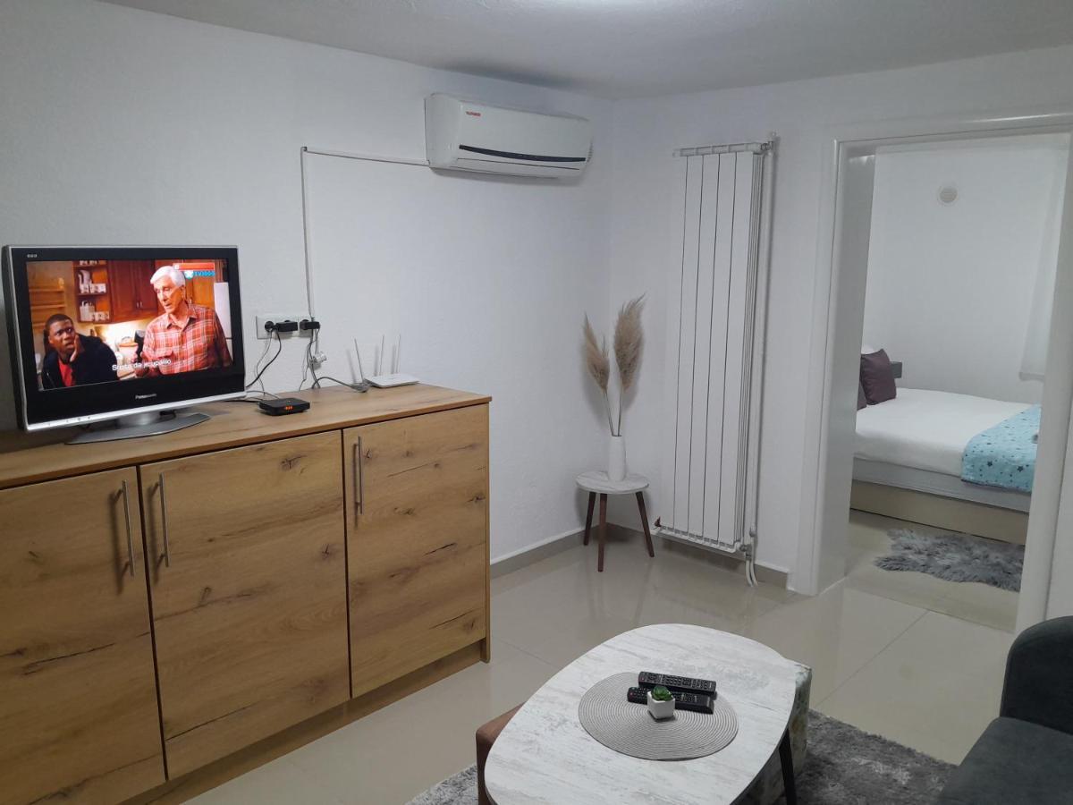 Apartmani Bet Gradacac 1 Maj Broj 24 Exterior foto